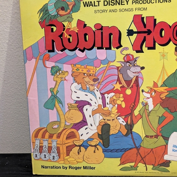 Disney Robin Hood Vinyl Record - Yellow and Red Cover - Picture 4 of 11